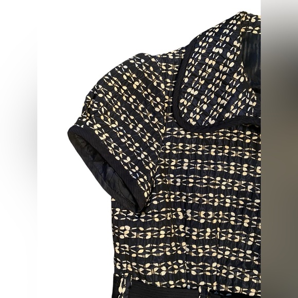 NWOT gorgeous belted top - Picture 3 of 9